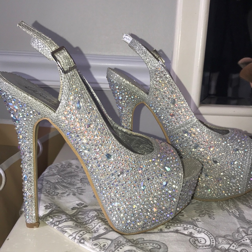 Gorgeous silver platform heels